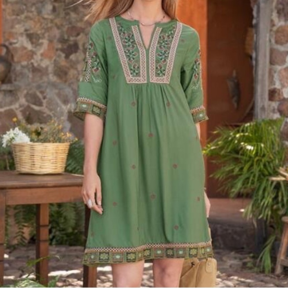 Sundance Embroidered Lucienne Boho Shift Dress